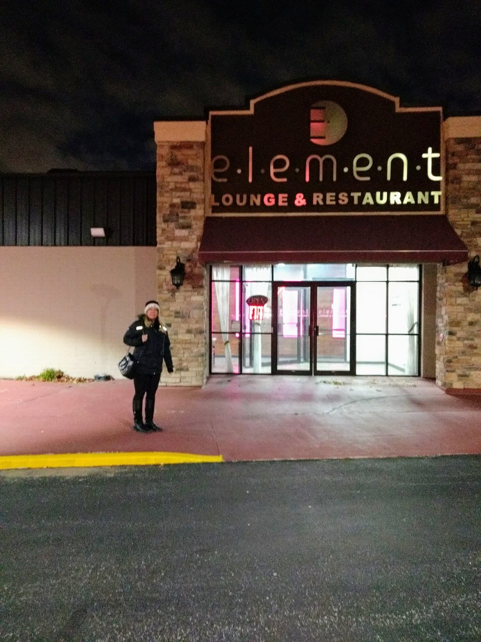 Element Lounge And Restaurant